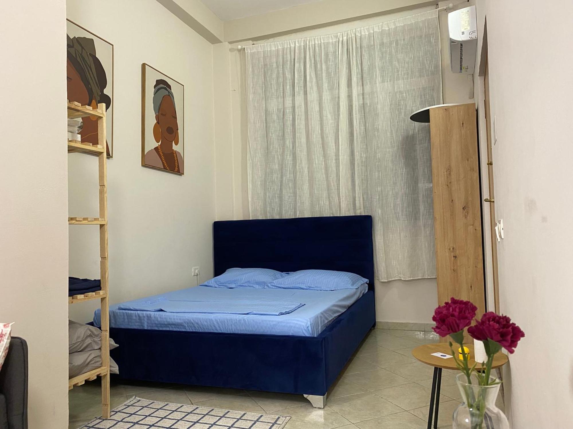 Dori'S Wilson Studio At Blloku Neighborhood Tirana Kültér fotó